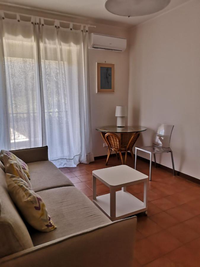 La Lampara Apartment Aci Castello Eksteriør billede